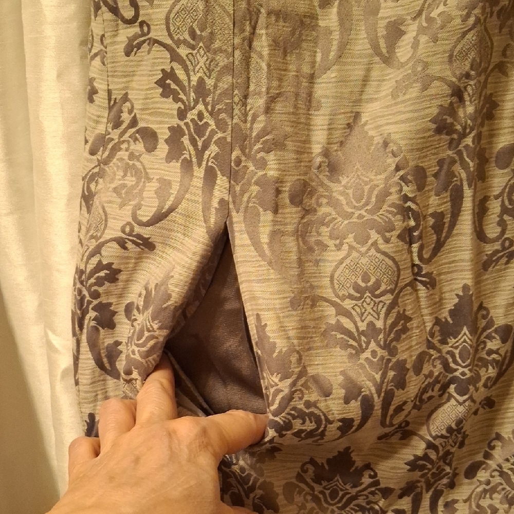 Eci Elegant Gray Sleeveless Dress with Beaded Neckline 4 💛💛💛💛 - Picture 8 of 15